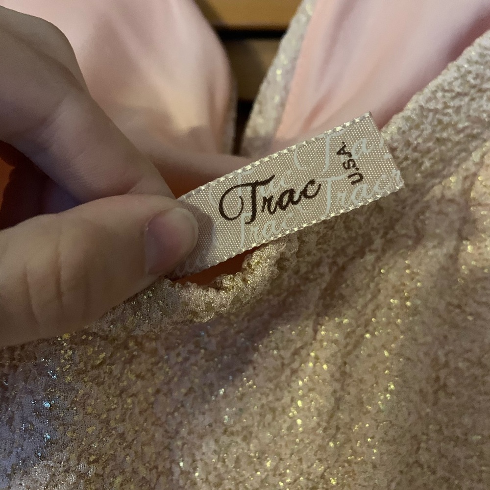 The perfect pink dress for a night out!